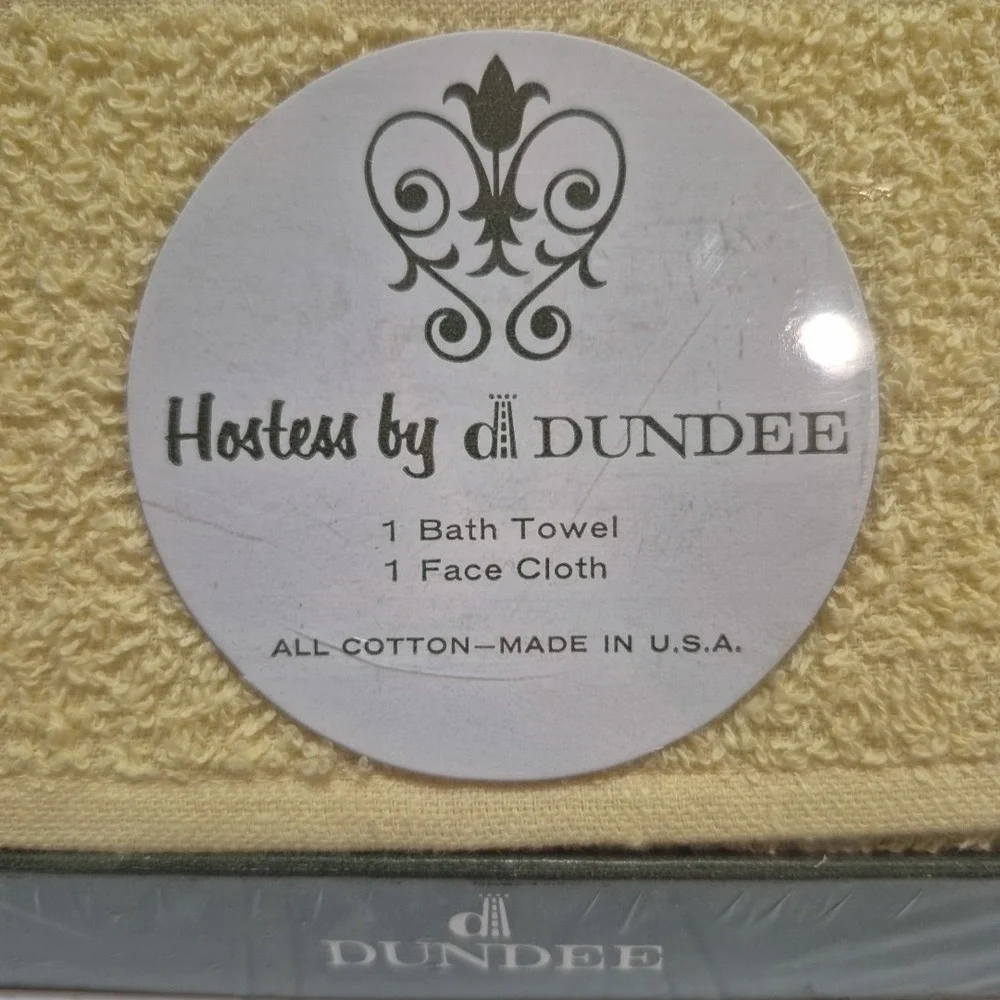 New Vintage Dundee Towel Gift Set Yellow/Lemon NOS Bath Towel & Face Cloth